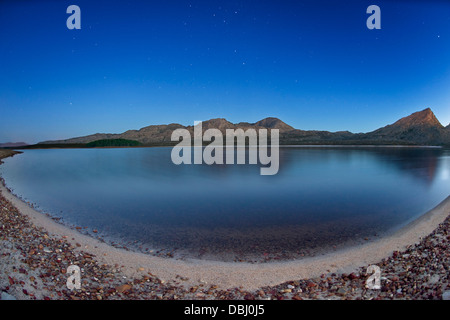 Steenbaras Damm in der Nacht. Westkap-Provinz, Südafrika. Stockfoto