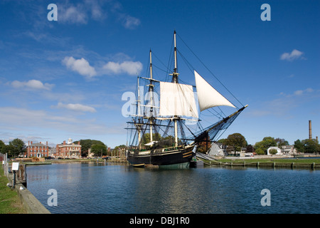 Salem Maritime National Historic Site / Derby Wharf & Nachbildung der Ostindienfahrer "Freundschaft" Stockfoto