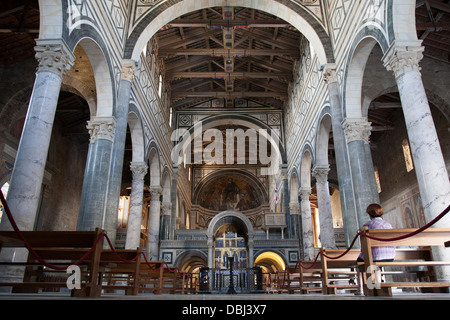 Innenraum von San Miniato al Monte Kirche, Florenz; Toskana, Italien Stockfoto