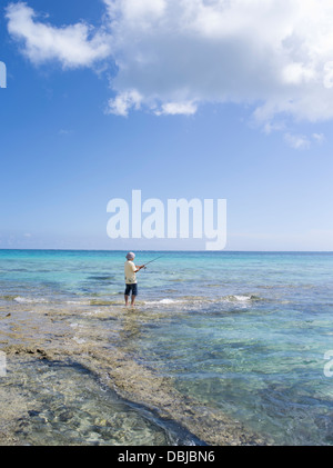 Fischer auf dem Riff - Insel Miyako, Okinawa, Japan Stockfoto