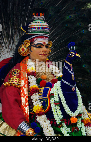 Peacock Volkstanz in Kerala Indien während Onam Kunstfestival Stockfoto