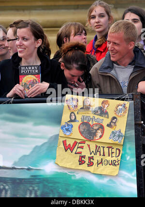 Atmosphäre, Harry Potter und die Heiligtümer des Todes: Teil2 - Film Weltpremiere am Trafalgar Square - Ankünfte. London, England - 07.07.11 Stockfoto