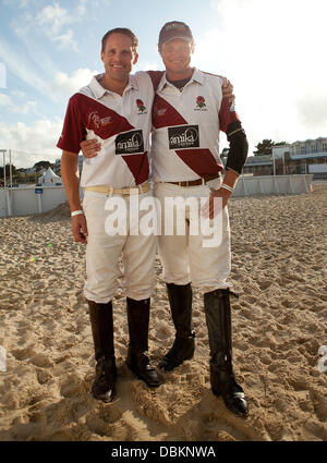 Teilnehmer Sandbanks Beach Polo Championship 2011 veranstaltet von Amika London Sandbänke, England - 08.07.11 Kredit obligatorisch: WENN.com Stockfoto