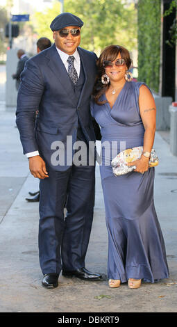 LL Cool J und seine Frau Simone die Hochzeit von Shannon Brown und Monica Vibiana Los Angeles, Kalifornien - 09.07.11 Stockfoto