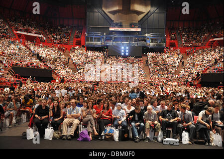 Atmosphäre, bei der "Harry Potter und die Heiligtümer des Todes, Teil2" Premiere im Palais Omnisports de Bercy. Paris, Frankreich - 12.07.11 Stockfoto