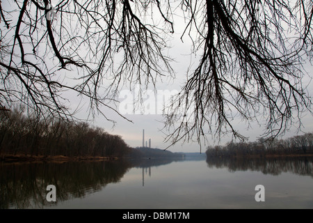 Kraftwerk in der Nähe der Mündung des Monocacy River in der Nähe in Maryland. Stockfoto