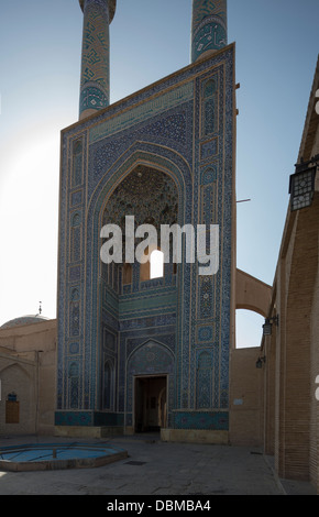 Eingang Portal, Freitagsmoschee, Yazd, Iran Stockfoto