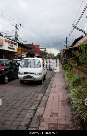 Verkehr, Straßen von Ubud, Ubud, Bali, Indonesien Stockfoto