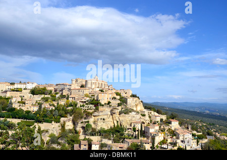 Gordes eine Gemeinde im Département Vaucluse in der Region Provence-Alpes-Côte d ' Azur im Südosten Frankreichs. Stockfoto