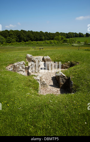 Nympsfield Long Barrow in der Nähe von Stroud, Gloucestershire, England, UK Stockfoto