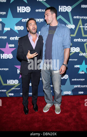 Jeremy Piven und Vladimir Klitschko Finale Saison-premiere von HBO Serie "Entourage" im Beacon Theatre - Ankunft New York City, USA - 19.07.11 statt Stockfoto