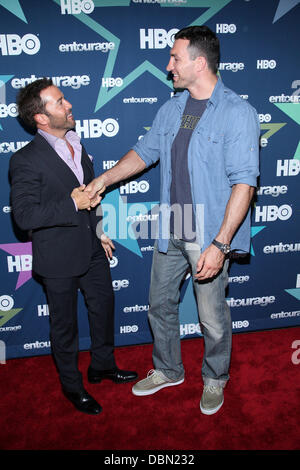 Jeremy Piven und Vladimir Klitschko Finale Saison-premiere von HBO Serie "Entourage" im Beacon Theatre - Ankunft New York City, USA - 19.07.11 statt Stockfoto