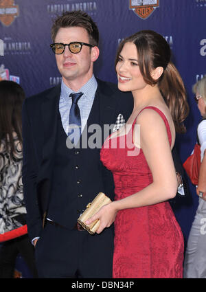 Chris Evans, Hayley Atwell Los Angeles-Premiere von "Captain America: der erste Rächer" am El Capitan Theater - Ankünfte Hollywood, Kalifornien - 19.07.11 Stockfoto