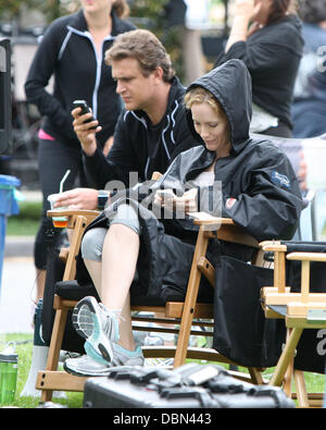 Jason Segel und Leslie Mann schießen eine Training-Szene in einem Park Santa Monica während am Set von ein untitled Judd Apatow Projekt Los Angeles, Kalifornien - 20.07.11 Stockfoto