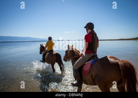 Reiten Sie im Meer, Kroatien, Dalmatien, Europa Stockfoto