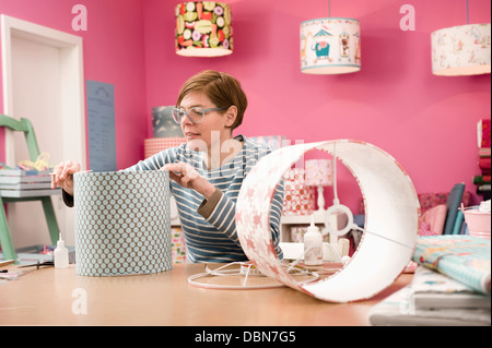 Eine benutzerdefinierte Lampenschirm, München, Bayern, Deutschland, Europa Stockfoto