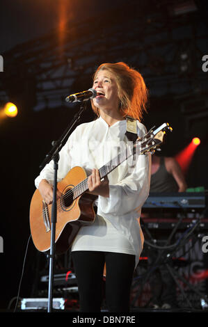 Selah Sue die live an der 36. Paleo Festival Nyon, Schweiz - 23.07.11 Stockfoto