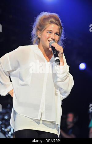 Selah Sue die live an der 36. Paleo Festival Nyon, Schweiz - 23.07.11 Stockfoto