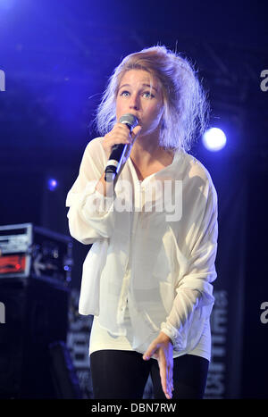 Selah Sue die live an der 36. Paleo Festival Nyon, Schweiz - 23.07.11 Stockfoto