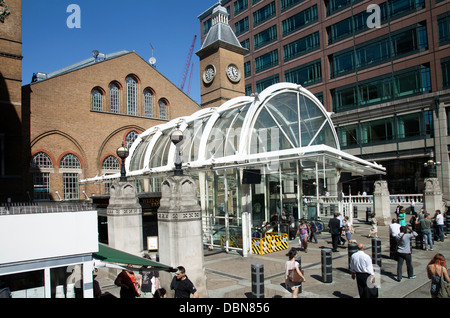 Liverpool Station Ausgang / Eingang - London-UK Stockfoto