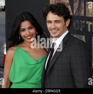 Freida Pinto und James Franco anlässlich die Premiere von 20th Century Fox'steigen Of The Planet Of The Apes"Graumans Chinese Theatre - Ankünfte Hollywood, Kalifornien - 28.07.11 Stockfoto