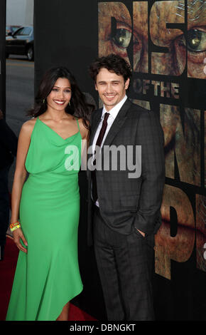 Freida Pinto und James Franco anlässlich die Premiere von 20th Century Fox'steigen Of The Planet Of The Apes"Graumans Chinese Theatre - Ankünfte Hollywood, Kalifornien - 28.07.11 Stockfoto