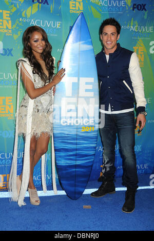 Kat Graham und Michael Trevino 2011 Teen Choice Awards statt im Gibson Amphitheatre - Pressroom Universal City, Kalifornien - 07.08.11 Stockfoto