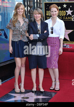 Ahna O'Reilly, Sissy Spacek und Jessica Chastain Sissy Spacek erhält einen Stern auf dem Hollywood Walk of Fame am Hollywood Boulevard Los Angeles, Kalifornien - 01.08.11 Stockfoto