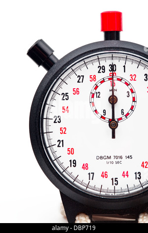 zugeschnittenes Bild einer Stoppuhr auf weißem Hintergrund Stockfoto