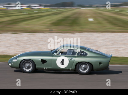 1963 Aston Martin Projekt 214 beim Goodwood Revival 2012 Stockfoto