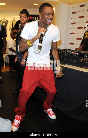 Soulja Boy führt während der Kick-off von Macys "Mstyle Lab" Konzert-Tournee bei Macy's in Fort Lauderdale, Florida, Fort Lauderdale, Florida - 13.08.11 Stockfoto