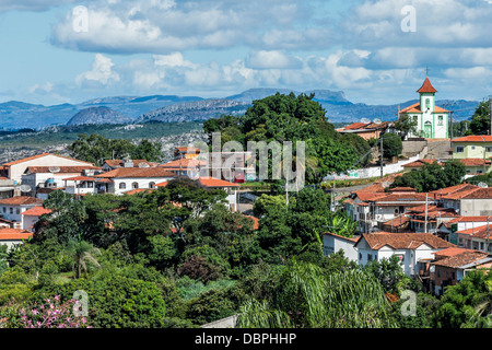 Blick über Diamantina und Nossa Senhora da Consola Kirche, UNESCO-Weltkulturerbe, Minas Gerais, Brasilien, Südamerika Stockfoto