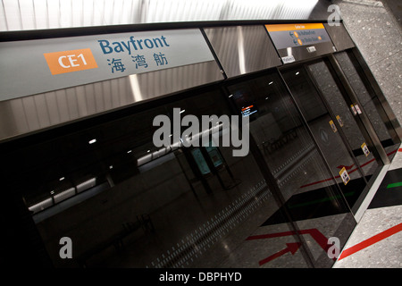 Bayfront MRT Station Singapur U-Bahn Stockfoto