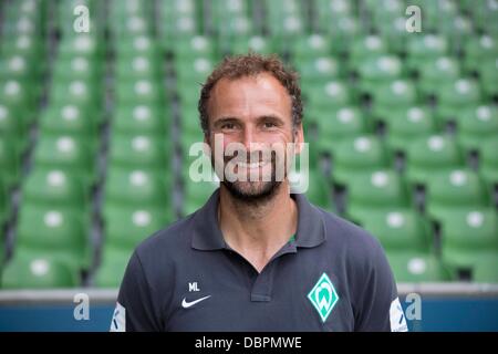 Das Bild zeigt deutsche Fußball Bundesliga Verein SV Werder Bremen-Tormann-Trainer Marco Langner während der offiziellen Fototermin für die Saison 2013 / 14 in Bremen am 29. Juli 2013. Foto: Joerg Sabach/dpa Stockfoto