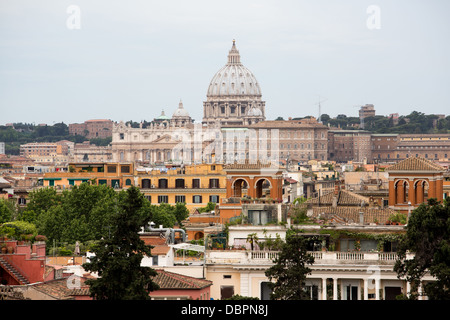 Panoramablick auf Rom von Gärten der Villa Borghese, Italien Stockfoto