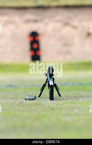 Ballykinlar, Nordirland. 2. August 2013 - A Remington 700 Scharfschützengewehr auf einem Schießplatz Credit: Stephen Barnes/Alamy Live News Stockfoto