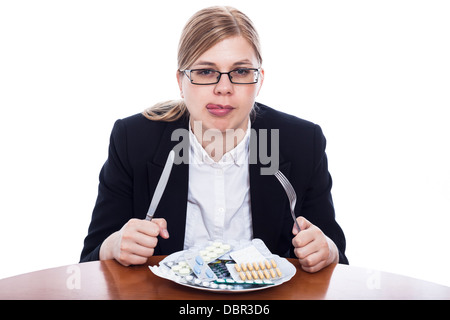 Frau gonna eat Pharma, Pillen sucht Konzept, isoliert auf weißem Hintergrund. Stockfoto