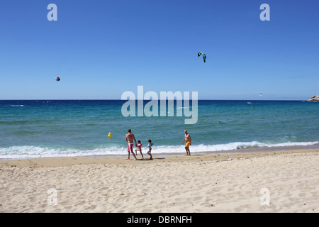 Der mediterrane Ferienort Algajola liegt zwischen Calvi und l ' Ile Rousse auf der Nord-Ostküste von Korsika, Frankreich. Stockfoto