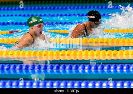 Barcelona, Spanien. 2. August 2013: Litauens Ruta Meilutyte schwimmt Weltrekord in der Frauen 50 m Brustschwimmen Halbfinale bei den 15. FINA Weltmeisterschaften in Barcelona. Stockfoto