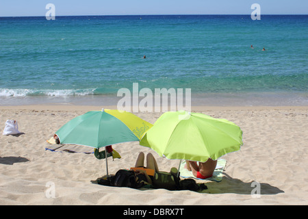 Der mediterrane Ferienort Algajola liegt zwischen Calvi und l ' Ile Rousse auf der Nord-Ostküste von Korsika, Frankreich. Stockfoto