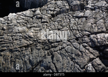 Verwitterte Kalkstein Felsen, Cap Formentor, Mallorca, Spanien. Hintergrund. Stockfoto