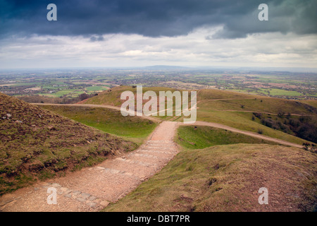 Blick nach Osten vom Millenium-Hügel in Richtung der Cotswolds aus Malvern Hills, Hereford & Worcestershire, England, UK Stockfoto