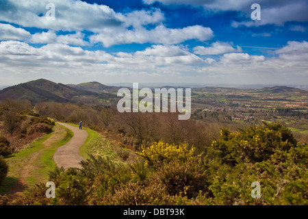 Blick nach Süden vom Worcestershire Beacon Weg in den Malvern Hills in Richtung Herefordshire, England, UK Stockfoto