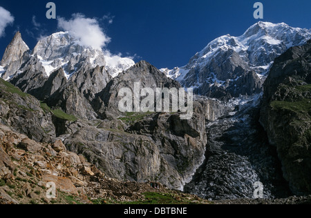 Von links nach rechts, die "Ladyfinger", den Ultar-Gletscher und den Ultar Peak, Hunza-Tal, Pakistan Stockfoto