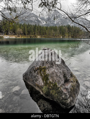 See-Hintersee mit Alpen im Hintergrund, Berchtesgaden, Bayern, Deutschland Stockfoto