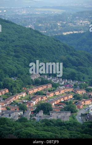 Luftbild der Neubau Wohnungen in Tongwynlais, South Wales. Stockfoto