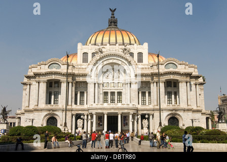 Palacio de Belles Artes und Torre Latinoamericana, Mexico City, Mexiko, Nordamerika Stockfoto