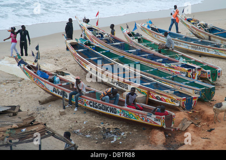 Bakau Fischmarkt, Bakau, in der Nähe von Banjul, Gambia, Westafrika, Afrika Stockfoto