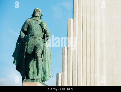 Hallgrimskirkja Kirche und Statue des Liefur Eiriksson, Reykjavik, Iceland, Polarregionen Stockfoto