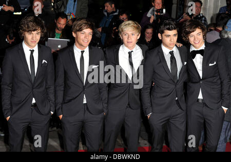 Harry Styles, Zain Malik, Niall Horan, Liam Tomlinson und Liam Payne von "One Direction" 2011 GQ Men of the Year Award statt am Royal Opera House - Ankünfte. London, England - 06.09.11 Stockfoto